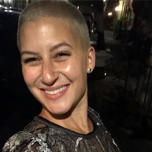 Meet your Posher, Dana